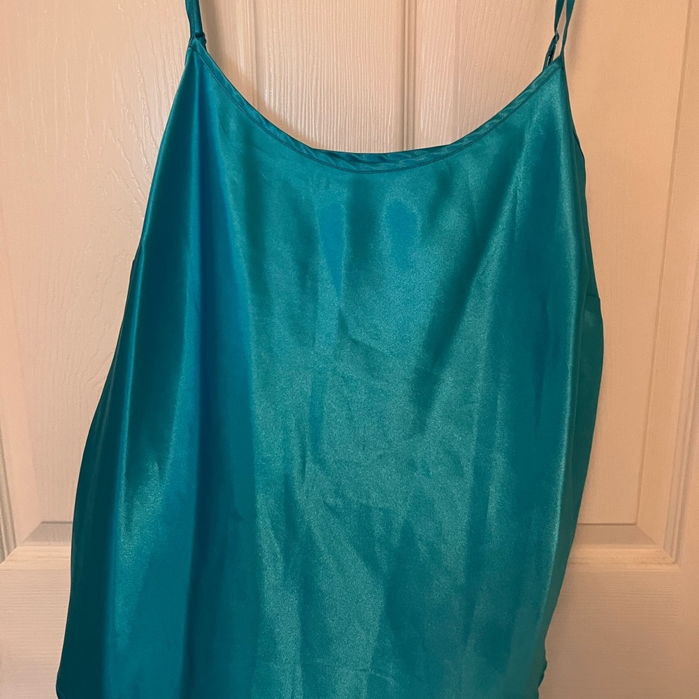 Nanette Lepore Gorgeous career top. Never worn. Size 6 - Picture 2 of 3